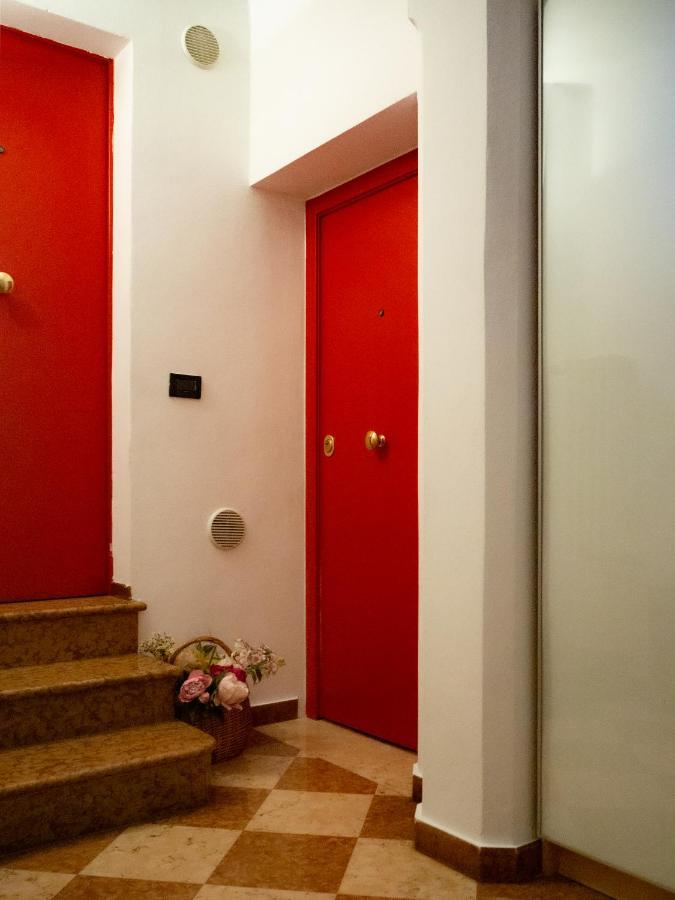 Monolocale Sui Tetti Di Bologna - Via Indipendenza Lägenhet Exteriör bild